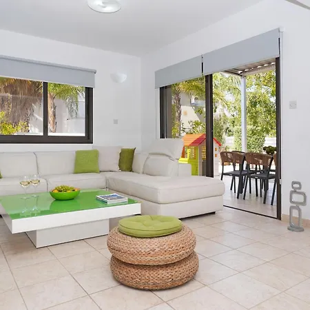 بيت للعطل Greenery - Large Private Pool بروتاراس