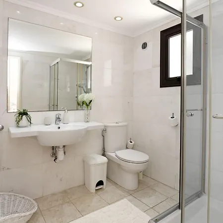 بيت للعطل Greenery - Large Private Pool