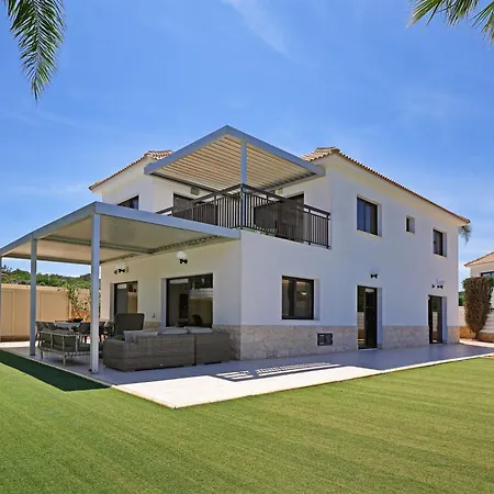 بيت للعطل Greenery - Large Private Pool